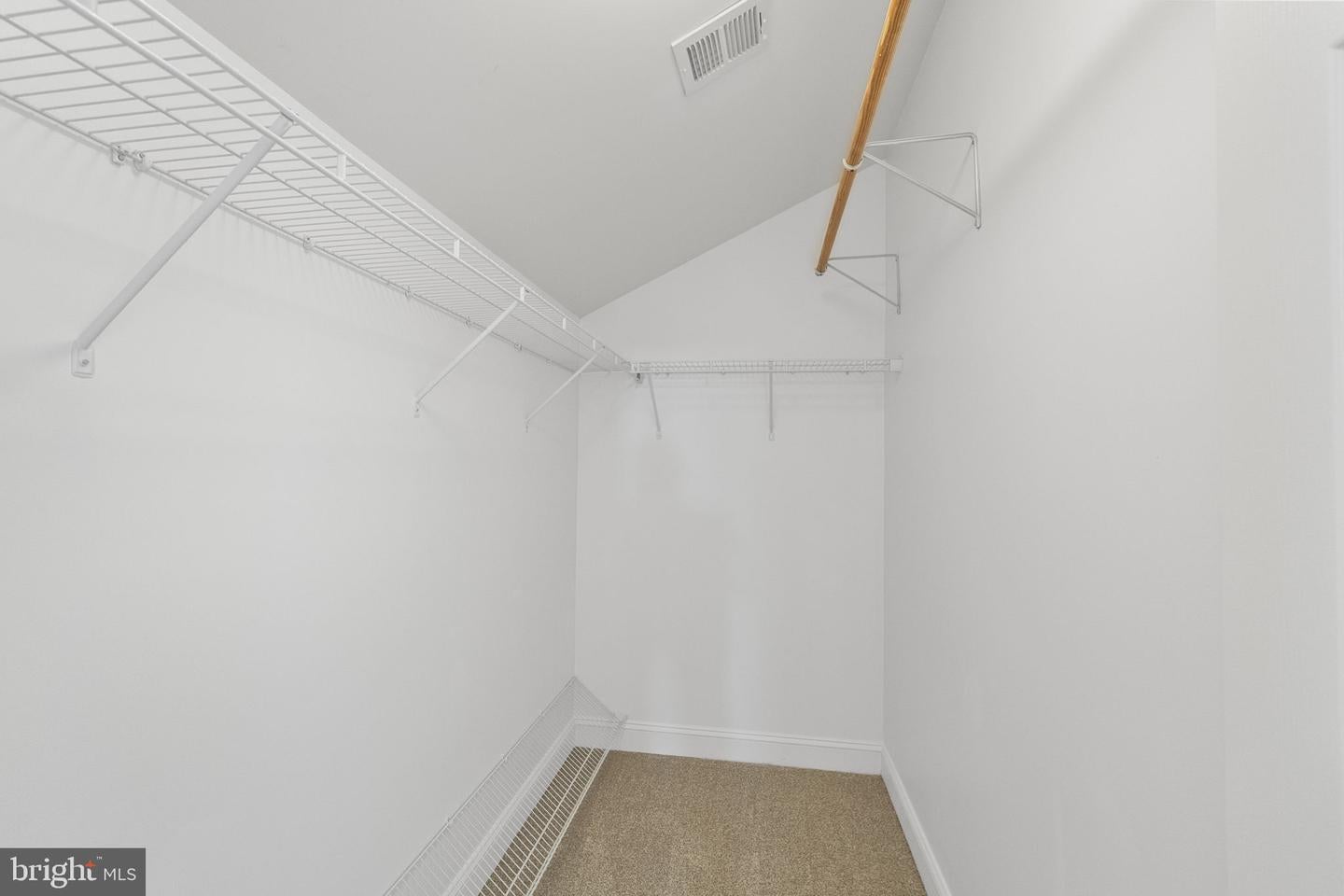 Clarksburg, Maryland, 20871, United States, 5 Bedrooms Bedrooms, ,5 BathroomsBathrooms,Residential,Active,2001354