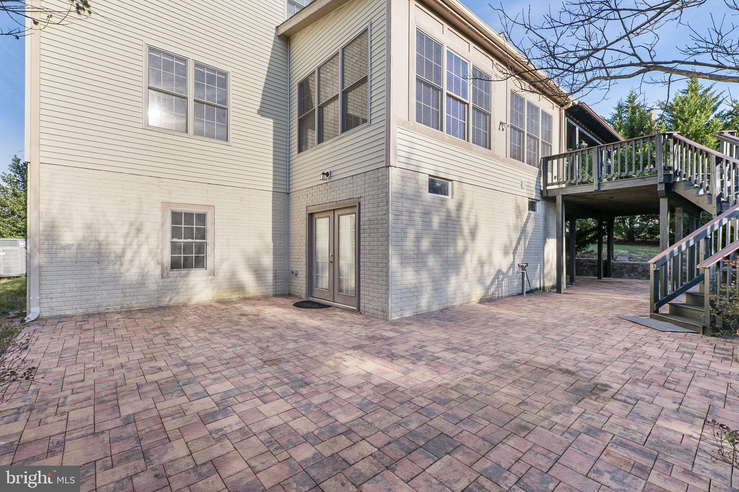 Clarksburg, Maryland, 20871, United States, 5 Bedrooms Bedrooms, ,5 BathroomsBathrooms,Residential,Active,2001354