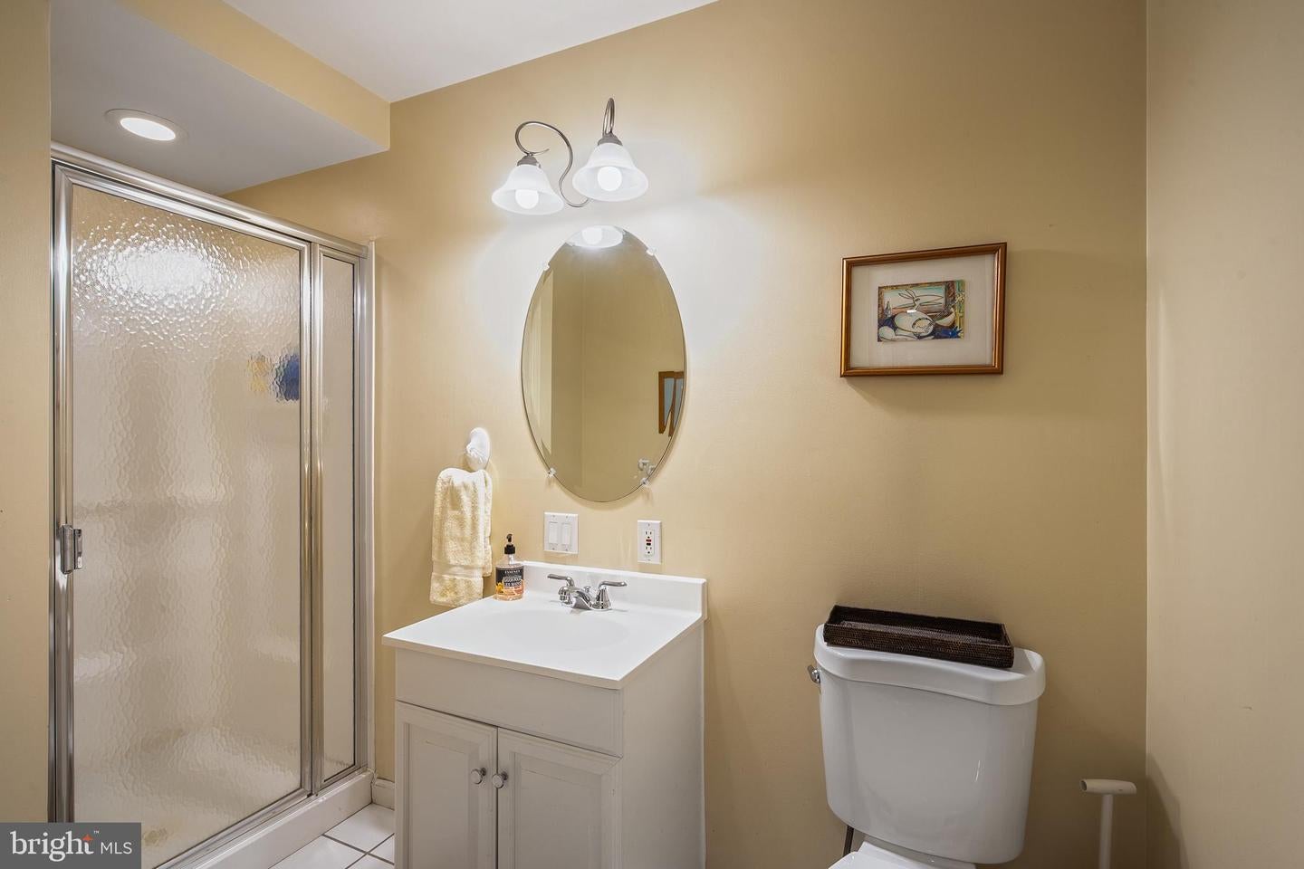 Pennington, New Jersey, 08534, United States, 4 Bedrooms Bedrooms, ,5 BathroomsBathrooms,Residential,Active,1999934