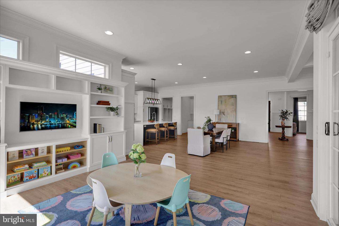 Lititz, Pennsylvania, 17543, United States, 5 Bedrooms Bedrooms, ,6 BathroomsBathrooms,Residential,Active,2045017