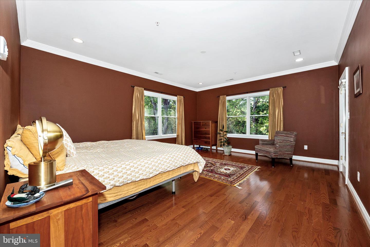 Kensington, Maryland, 20895, United States, 5 Bedrooms Bedrooms, ,5 BathroomsBathrooms,Residential,Active,2044984