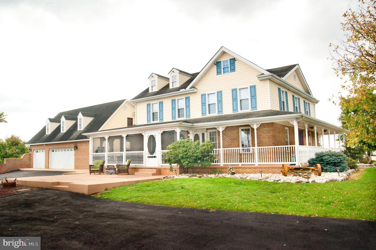 Martinsburg, West Virginia, 25404, United States, 5 Bedrooms Bedrooms, ,3 BathroomsBathrooms,Residential,Active,1936417