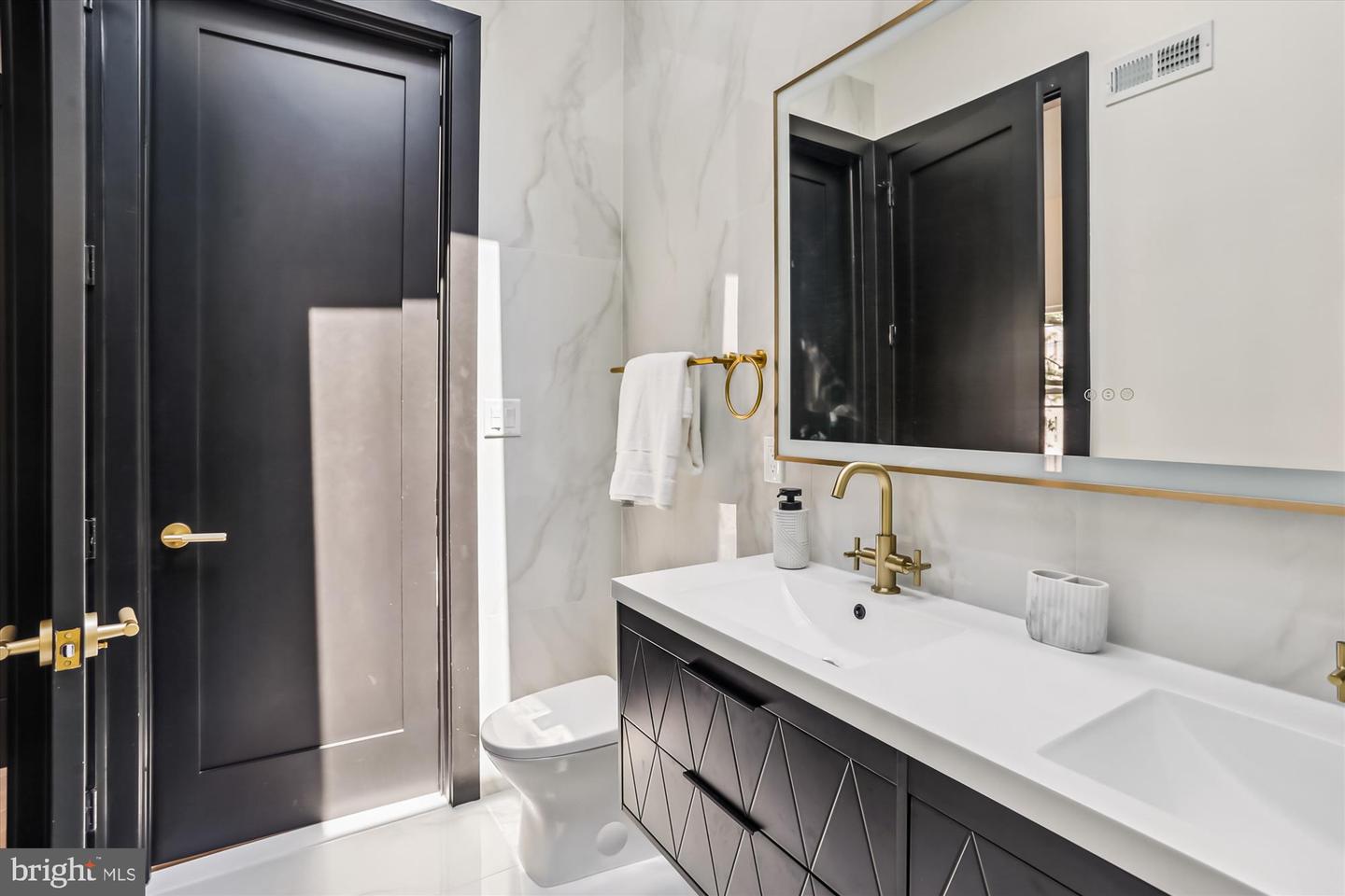 Washington, District Of Columbia, 20009, United States, 3 Bedrooms Bedrooms, ,4 BathroomsBathrooms,Residential,Active,2001346