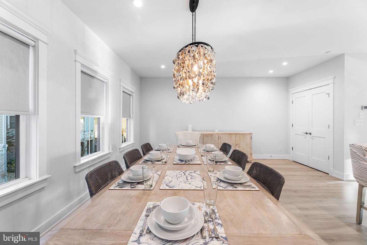 Ocean City, Maryland, 21842, United States, 4 Bedrooms Bedrooms, ,6 BathroomsBathrooms,Residential,Active,1972177