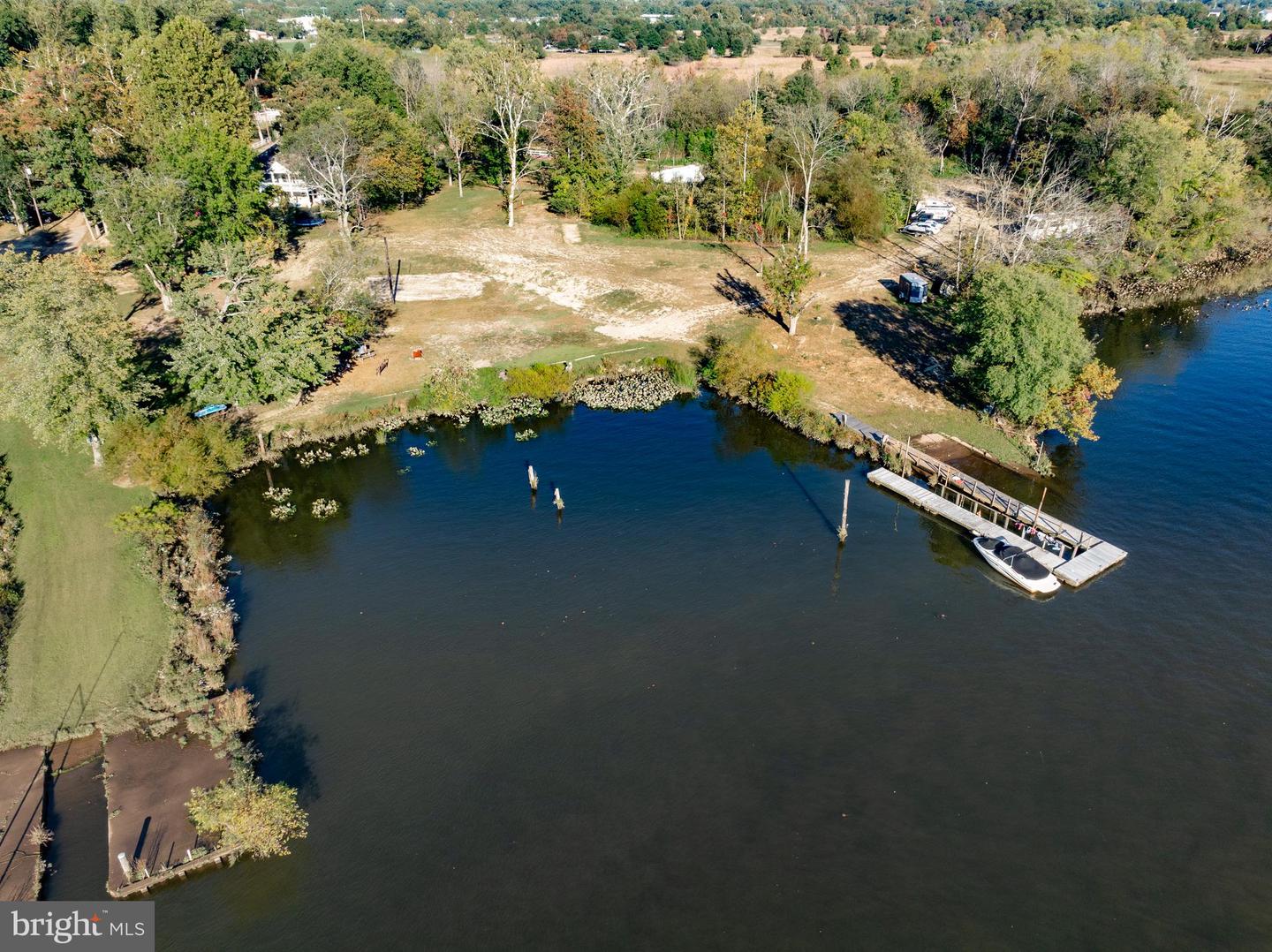 Delanco, New Jersey, 08075, United States, 5 Bedrooms Bedrooms, ,3 BathroomsBathrooms,Residential,Active,1914605