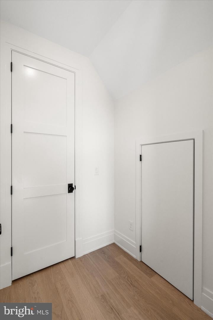 Alexandria, Virginia, 22314, United States, 4 Bedrooms Bedrooms, ,5 BathroomsBathrooms,Residential,Active,1962172