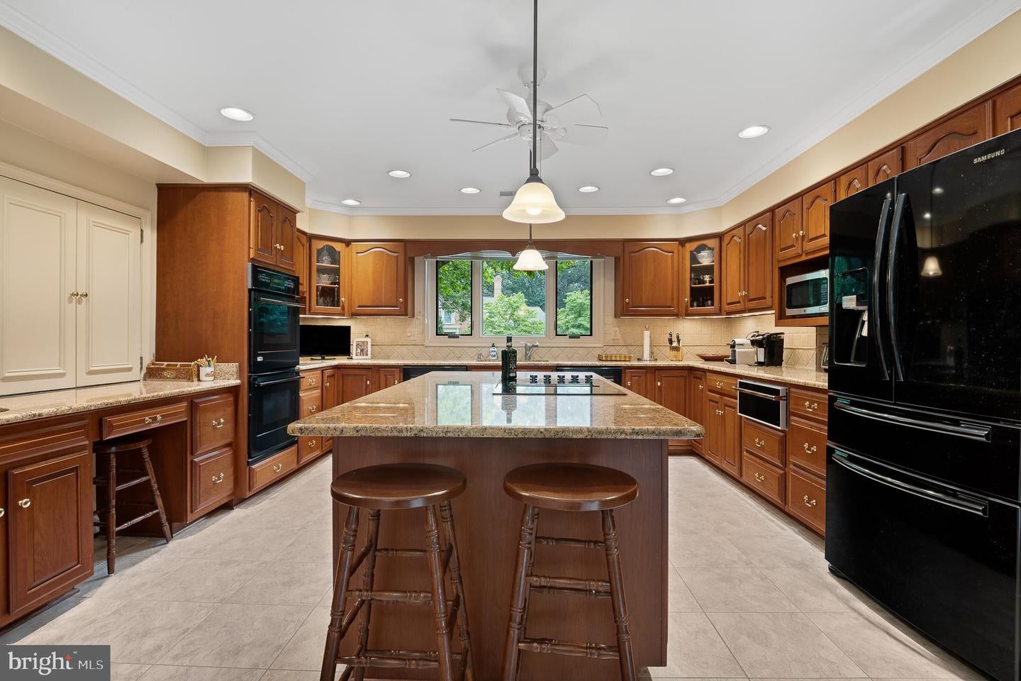 Potomac, Maryland, 20854, United States, 5 Bedrooms Bedrooms, ,6 BathroomsBathrooms,Residential,Active,1988488