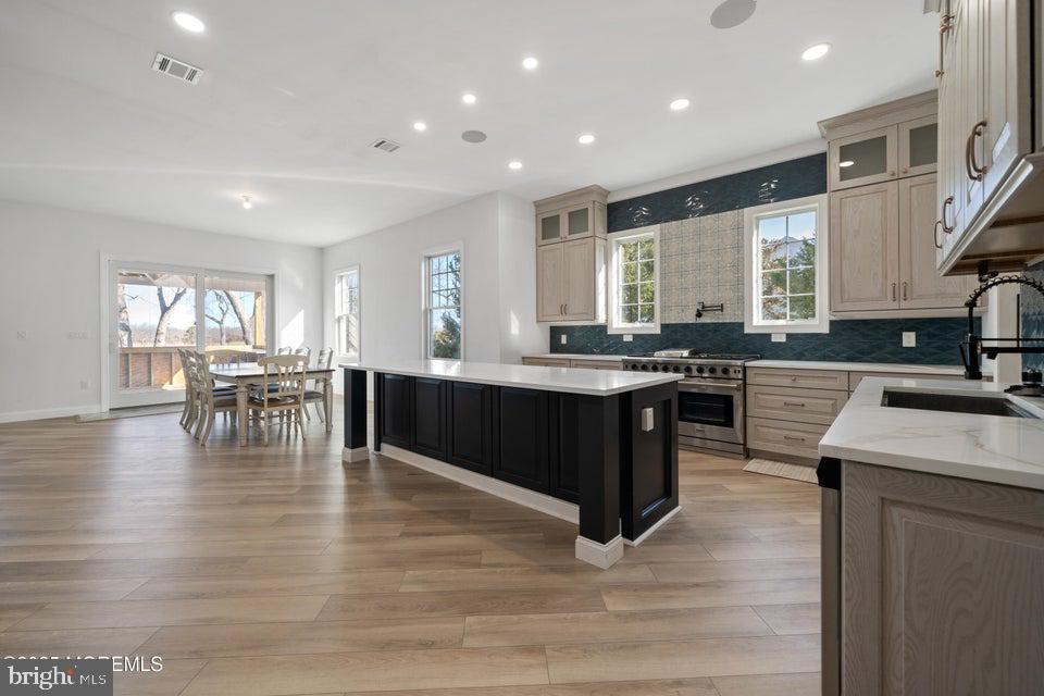 Waretown, New Jersey, 08758, United States, 4 Bedrooms Bedrooms, ,3 BathroomsBathrooms,Residential,Active,1904173