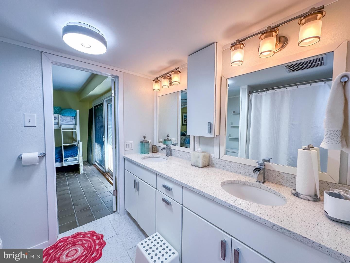 Longport, New Jersey, 08403, United States, 3 Bedrooms Bedrooms, ,2 BathroomsBathrooms,Residential,Active,1936141