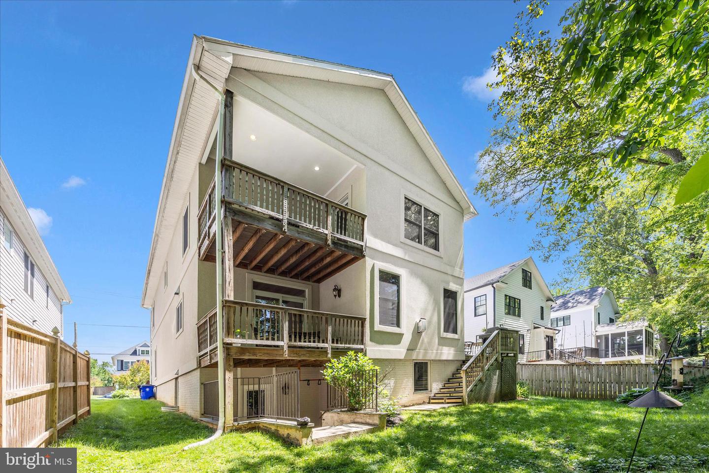 Kensington, Maryland, 20895, United States, 5 Bedrooms Bedrooms, ,5 BathroomsBathrooms,Residential,Active,2044984