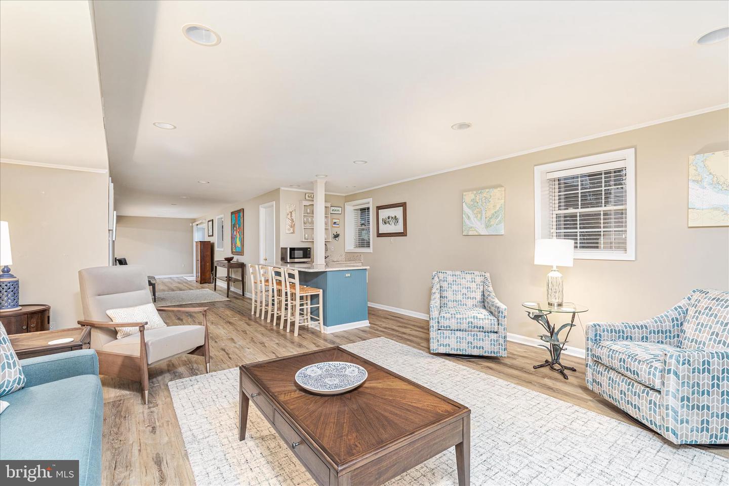 Vienna, Virginia, 22181, United States, 5 Bedrooms Bedrooms, ,4 BathroomsBathrooms,Residential,Active,2010162