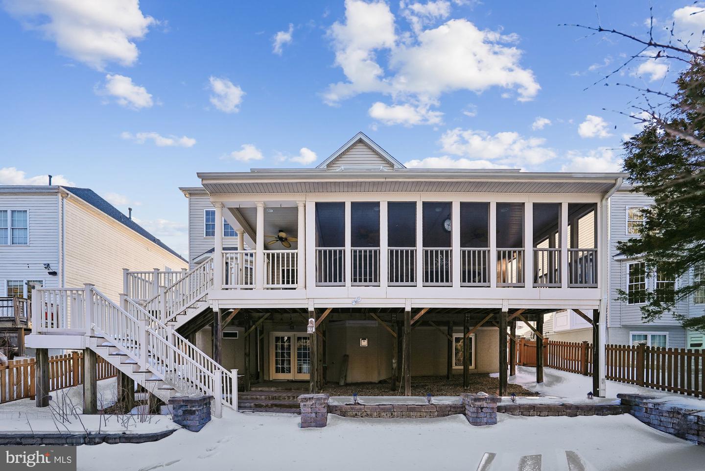 Chantilly, Virginia, 20152, United States, 4 Bedrooms Bedrooms, ,5 BathroomsBathrooms,Residential,Active,2015820