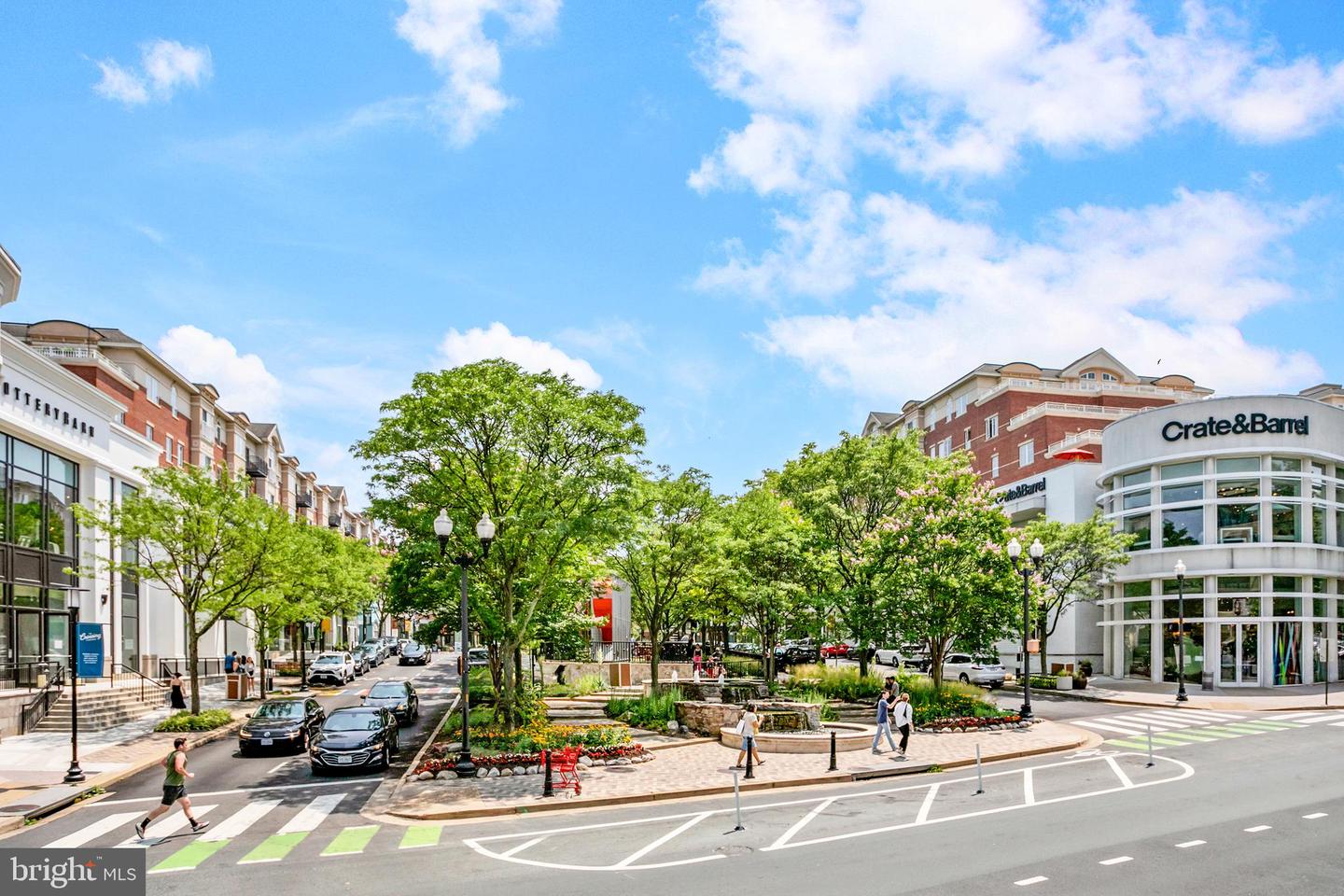 Arlington, Virginia, 22201, United States, 7 Bedrooms Bedrooms, ,8 BathroomsBathrooms,Residential,Active,1944105