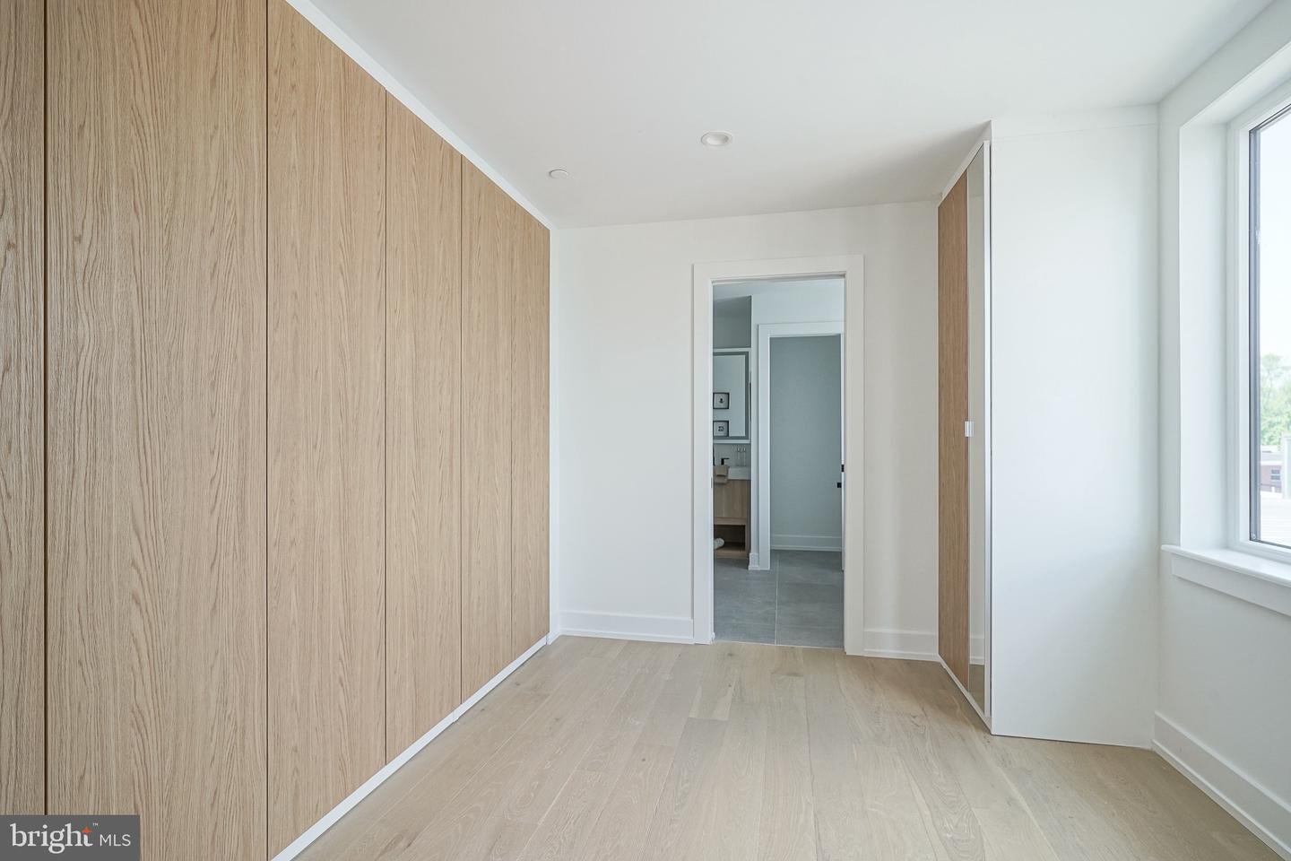 Philadelphia, Pennsylvania, 19125, United States, 4 Bedrooms Bedrooms, ,5 BathroomsBathrooms,Residential,Active,2045558