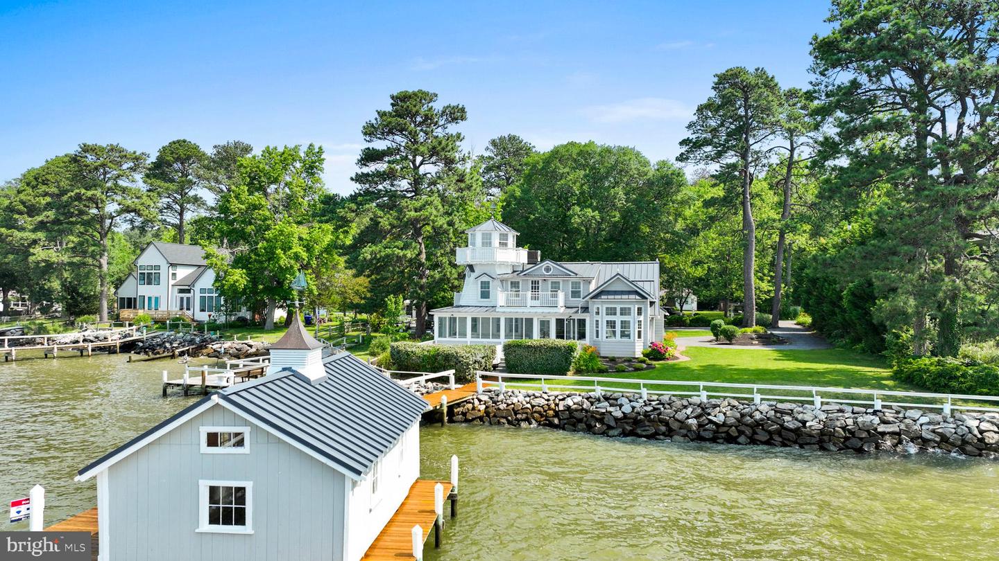 Cobb Island, Maryland, 20625, United States, 6 Bedrooms Bedrooms, ,6 BathroomsBathrooms,Residential,Contingent,1849506