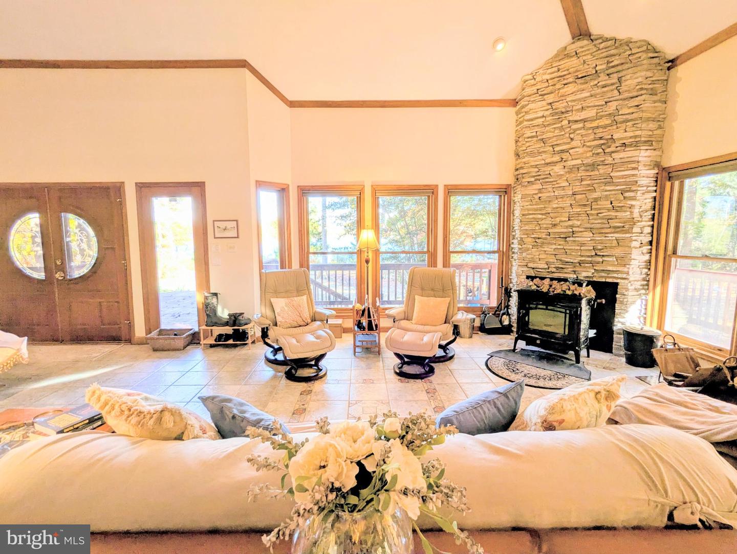 Queenstown, Maryland, 21658, United States, 4 Bedrooms Bedrooms, ,3 BathroomsBathrooms,Residential,Active,1973642