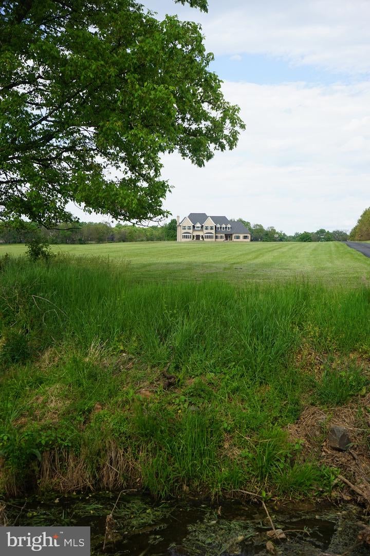 Leesburg, Virginia, 20176, United States, 4 Bedrooms Bedrooms, ,7 BathroomsBathrooms,Residential,Active,2045788