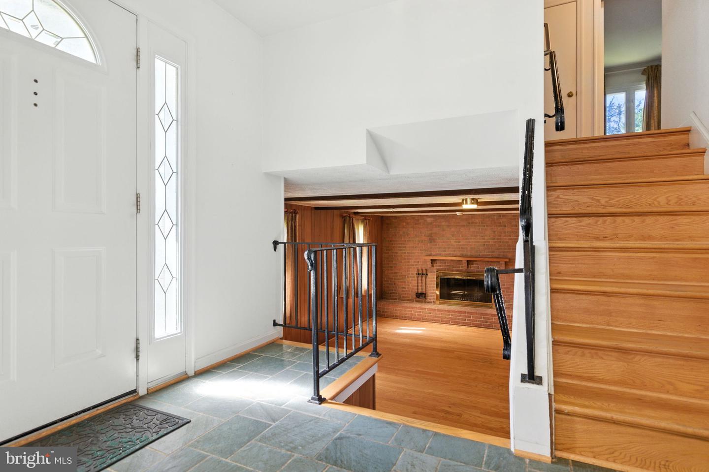 Mclean, Virginia, 22101, United States, 5 Bedrooms Bedrooms, ,3 BathroomsBathrooms,Residential,Active,1929396