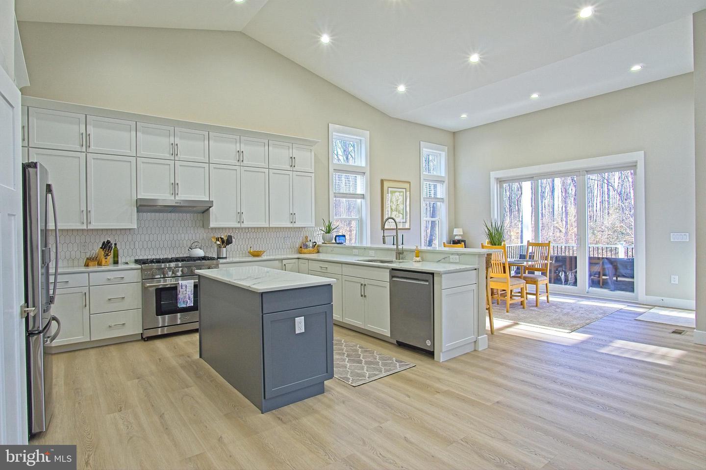 Bumpass, Virginia, 23024, United States, 4 Bedrooms Bedrooms, ,6 BathroomsBathrooms,Residential,Active,2023859