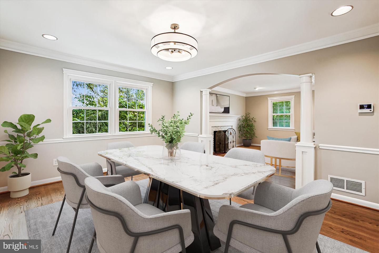 Arlington, Virginia, 22202, United States, 5 Bedrooms Bedrooms, ,3 BathroomsBathrooms,Residential,Active,1926909