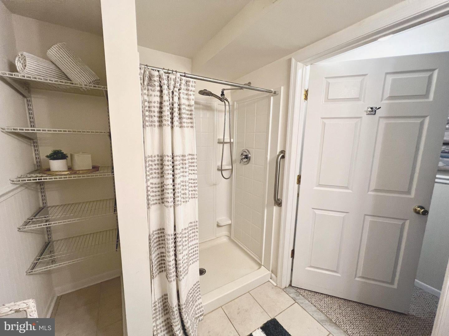 Silver Spring, Maryland, 20906, United States, 5 Bedrooms Bedrooms, ,4 BathroomsBathrooms,Residential,Active,1914614