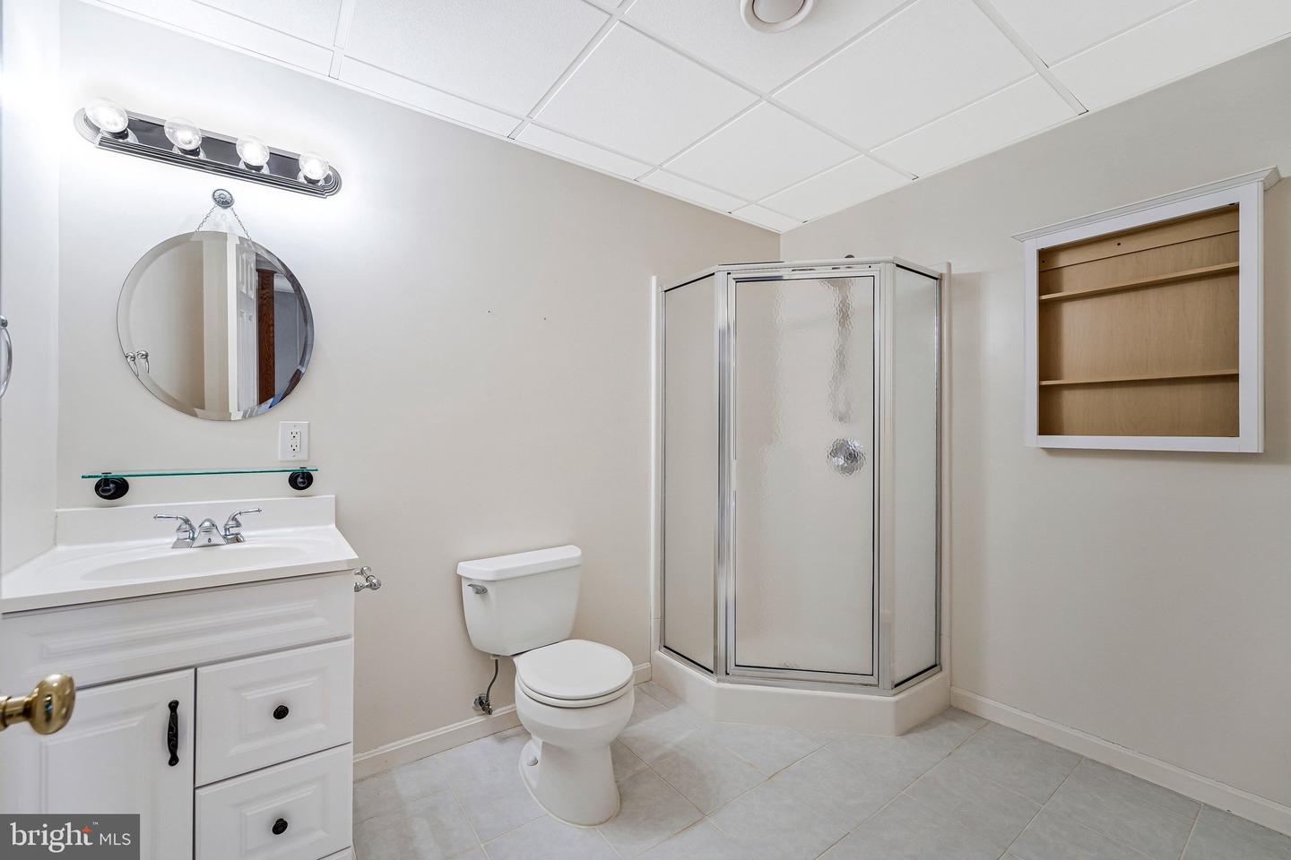Leesburg, Virginia, 20175, United States, 5 Bedrooms Bedrooms, ,5 BathroomsBathrooms,Residential,Active,2021689
