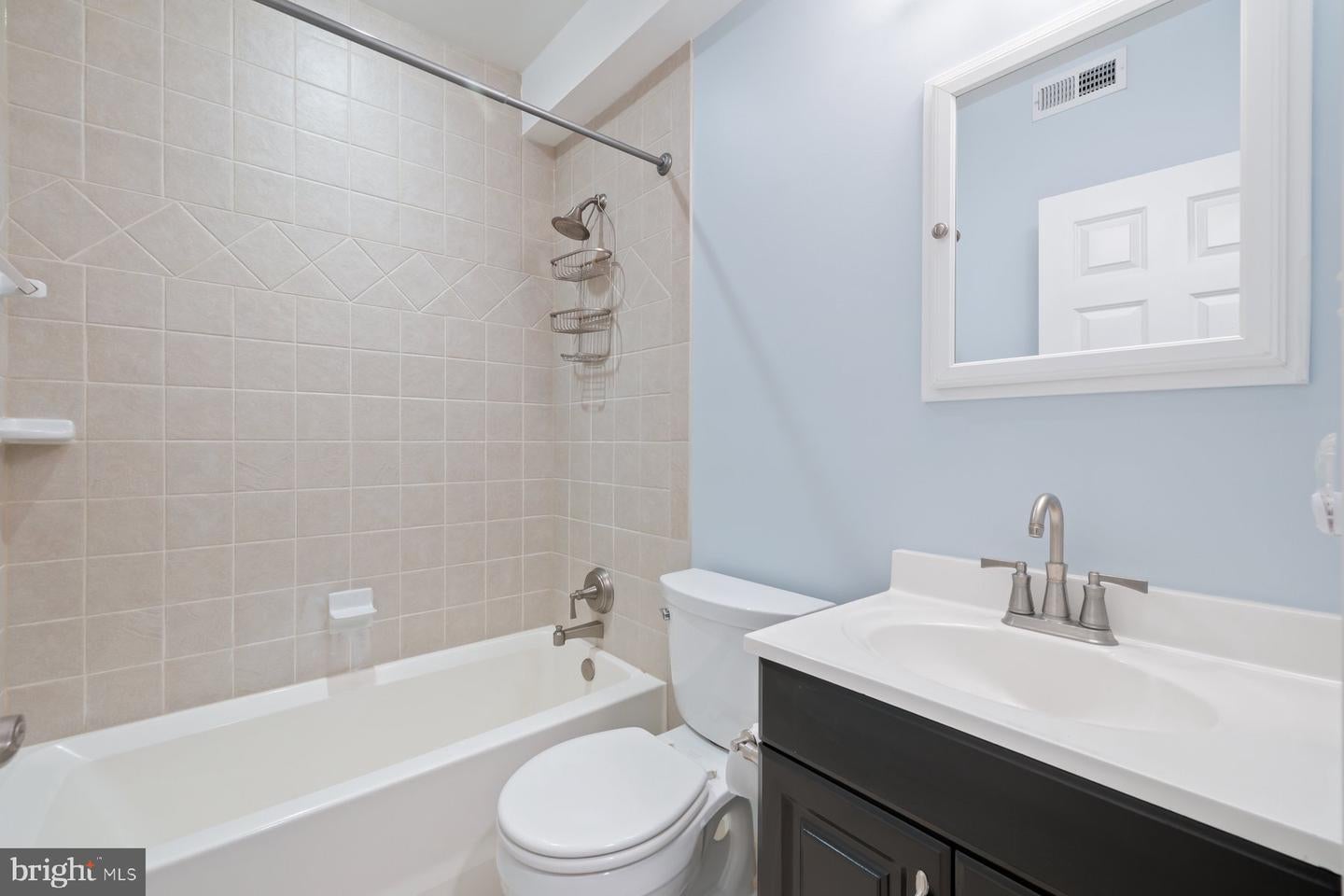 Rockville, Maryland, 20850, United States, 5 Bedrooms Bedrooms, ,6 BathroomsBathrooms,Residential,Active,1941388