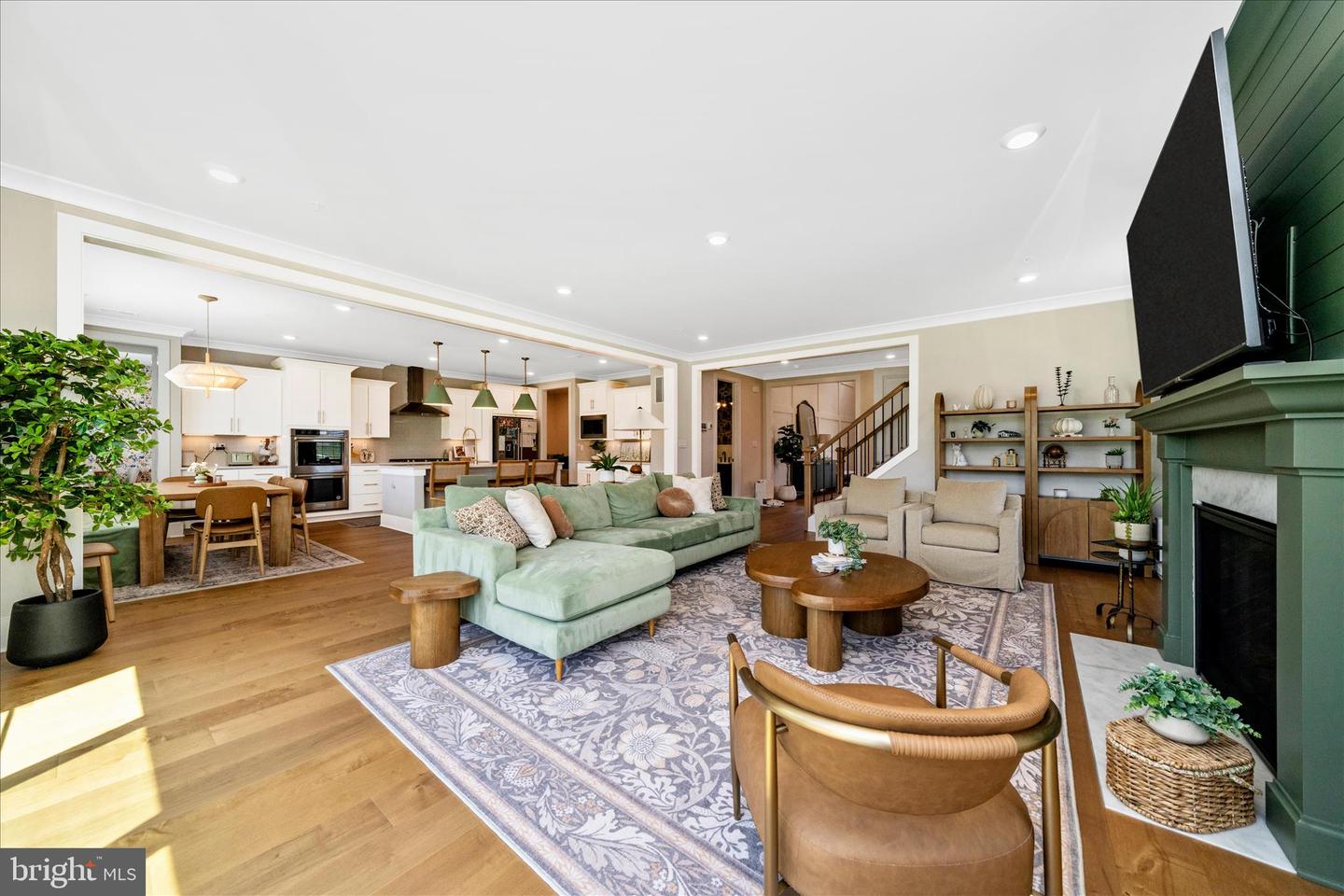 Germantown, Maryland, 20874, United States, 7 Bedrooms Bedrooms, ,6 BathroomsBathrooms,Residential,Active,2045016
