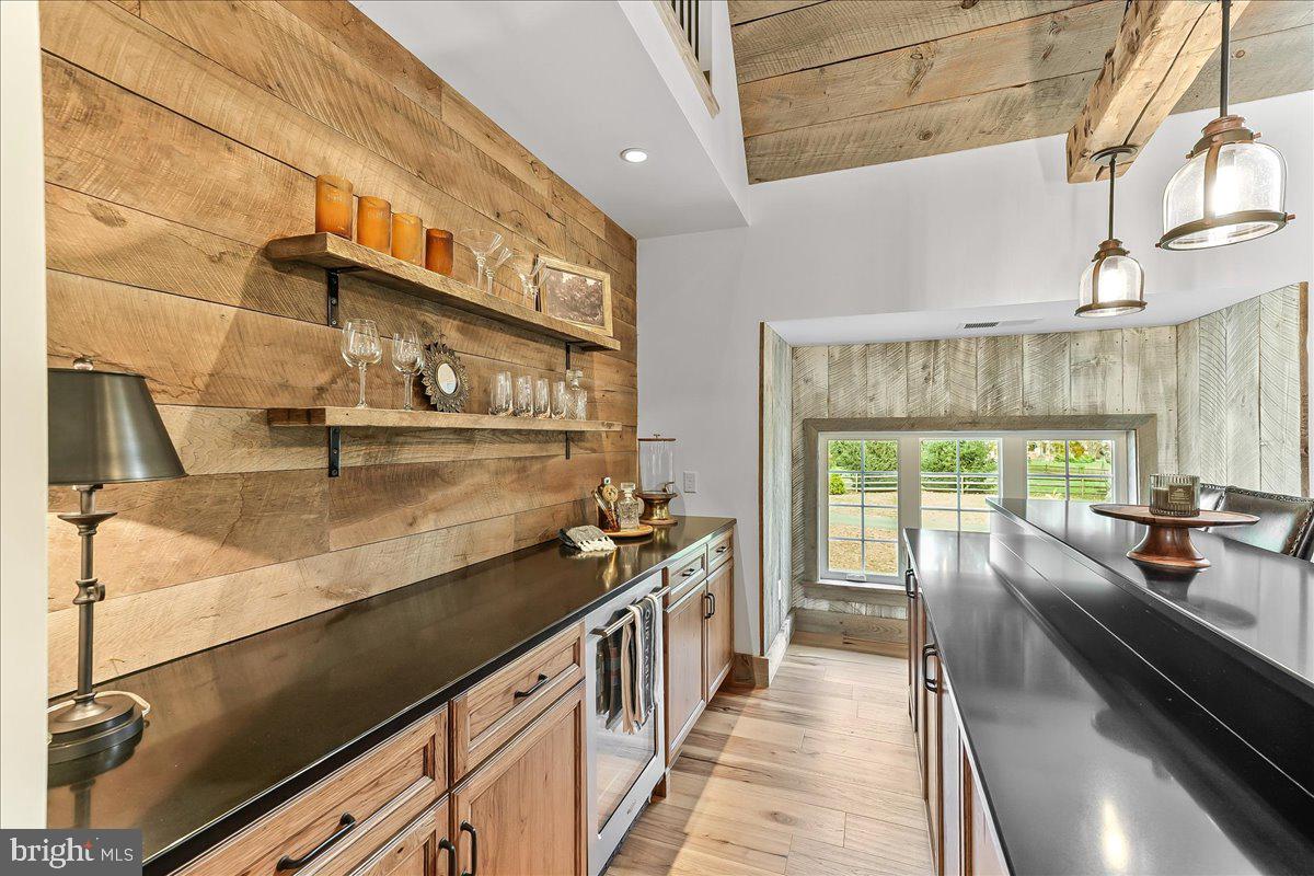 Wilmington, Delaware, 19807, United States, 5 Bedrooms Bedrooms, ,6 BathroomsBathrooms,Residential,Active,1988434