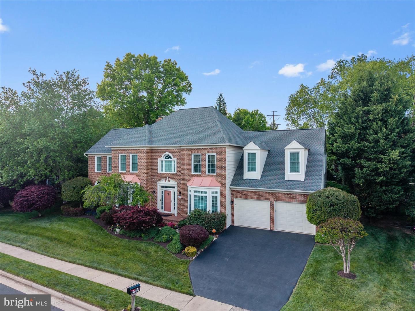 Centreville, Virginia, 20121, United States, 4 Bedrooms Bedrooms, ,3 BathroomsBathrooms,Residential,Contingent,2045785