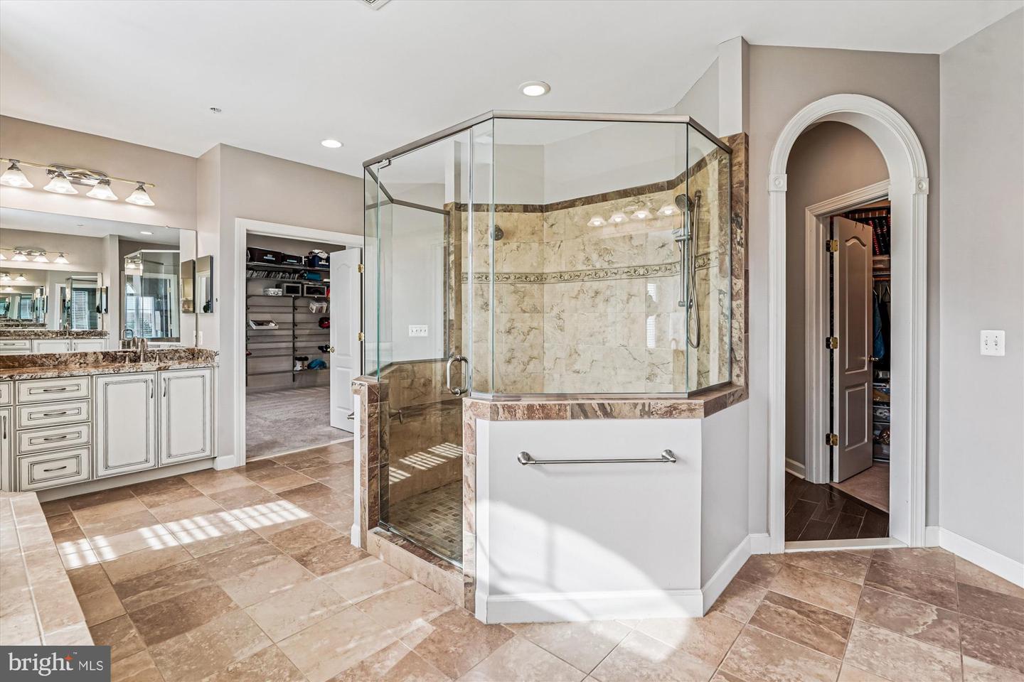 Leesburg, Virginia, 20175, United States, 5 Bedrooms Bedrooms, ,6 BathroomsBathrooms,Residential,Active,1987213