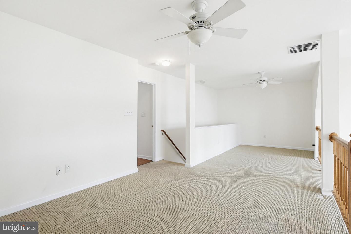 Edgewater, Maryland, 21037, United States, 3 Bedrooms Bedrooms, ,3 BathroomsBathrooms,Residential,Active,2028218