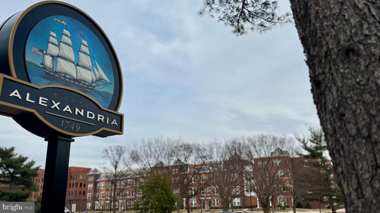 Alexandria, Virginia, 22314, United States, 3 Bedrooms Bedrooms, ,4 BathroomsBathrooms,Residential,Active,1933713