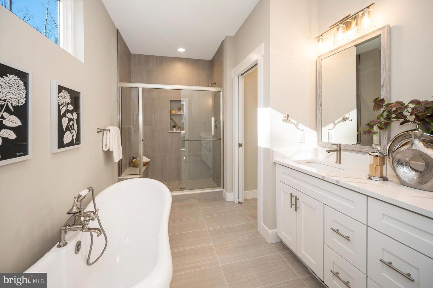 Bumpass, Virginia, 23024, United States, 4 Bedrooms Bedrooms, ,5 BathroomsBathrooms,Residential,Active,1860263