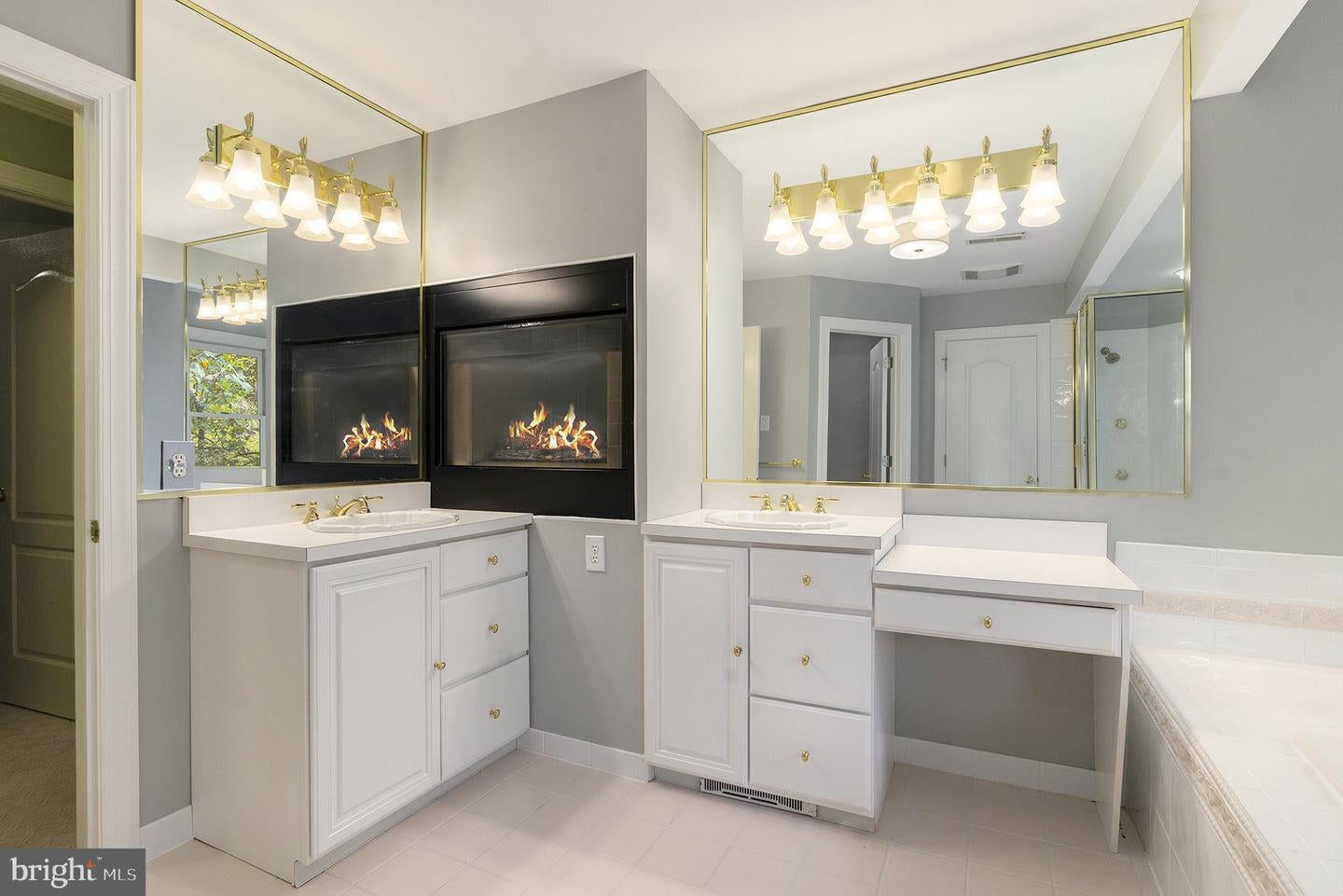 Sellersville, Pennsylvania, 18960, United States, 10 Bedrooms Bedrooms, ,7 BathroomsBathrooms,Residential,Active,1965847