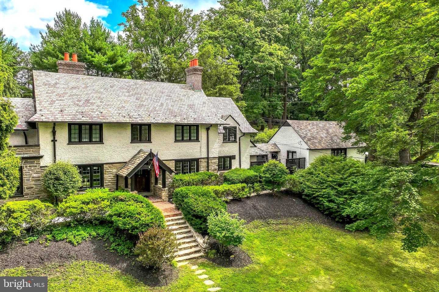 Wayne, Pennsylvania, 19087, United States, 4 Bedrooms Bedrooms, ,5 BathroomsBathrooms,Residential,Active,2003551