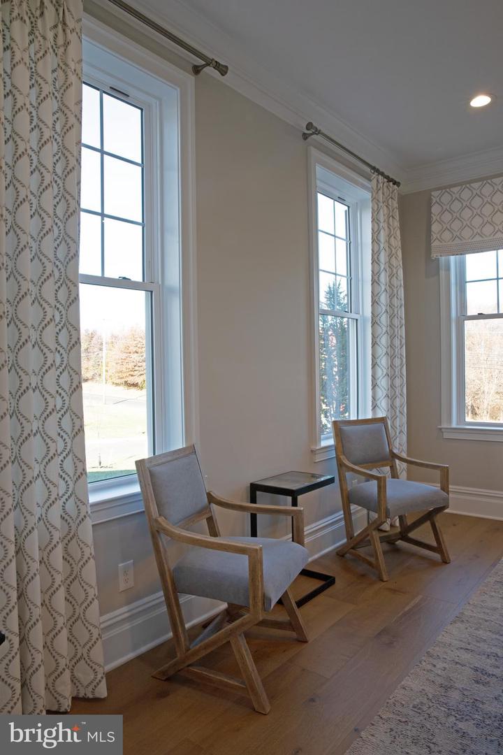 Chalfont, Pennsylvania, 18914, United States, ,5 BathroomsBathrooms,Residential,Active,1702152