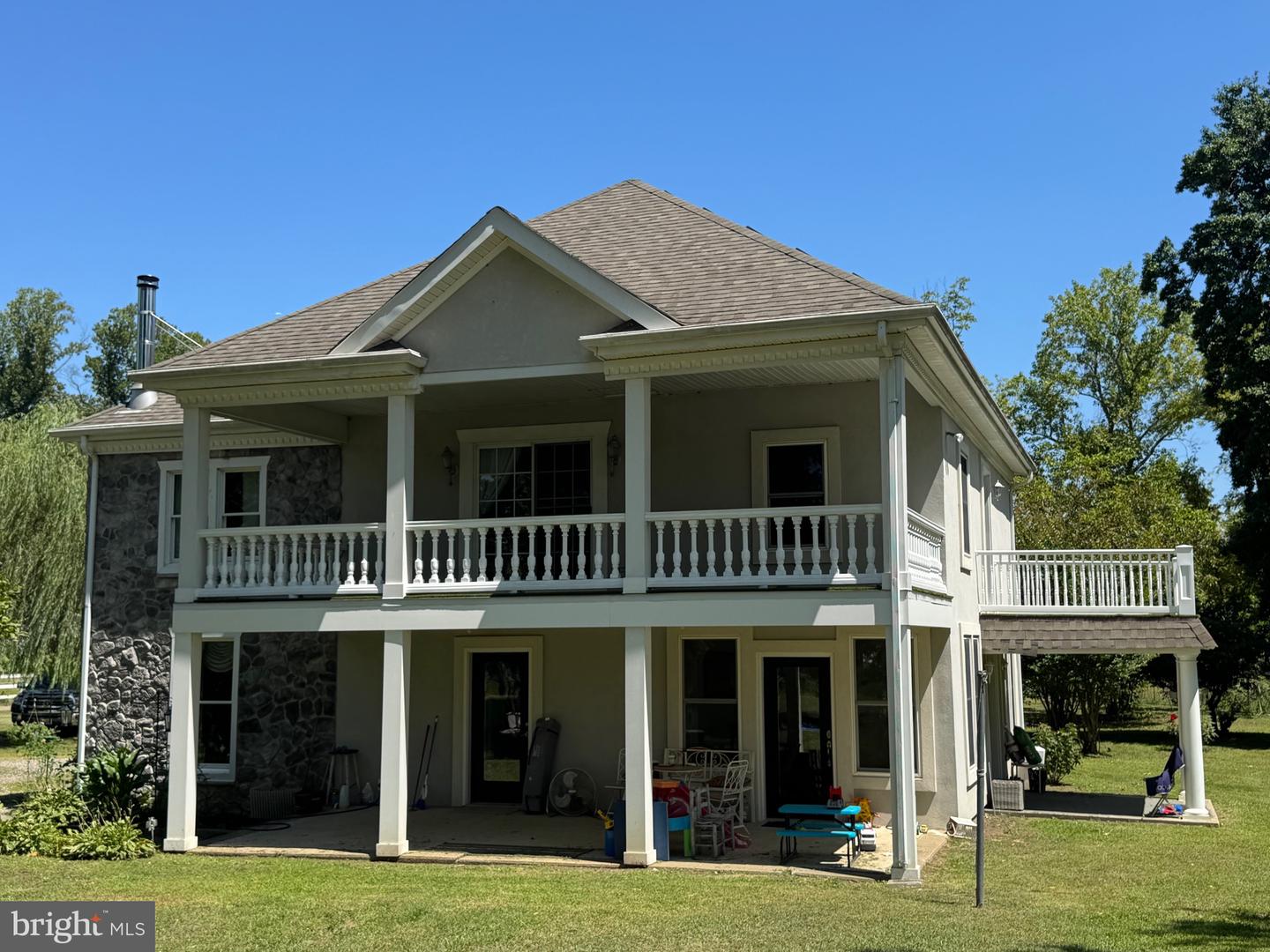 Delanco, New Jersey, 08075, United States, 5 Bedrooms Bedrooms, ,3 BathroomsBathrooms,Residential,Active,1914605