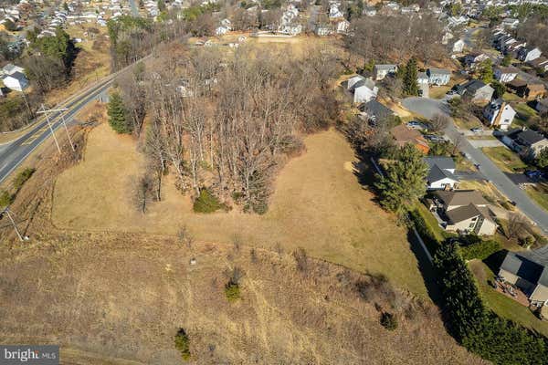 353 GREENWOOD RD, WINCHESTER, VA 22602, photo 3 of 15