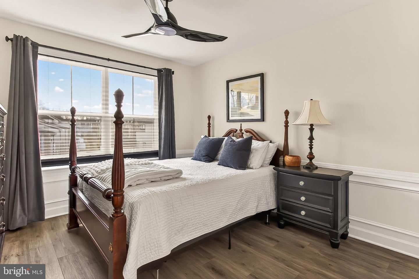 Fairfax, Virginia, 22033, United States, 4 Bedrooms Bedrooms, ,5 BathroomsBathrooms,Residential,Active,2010219