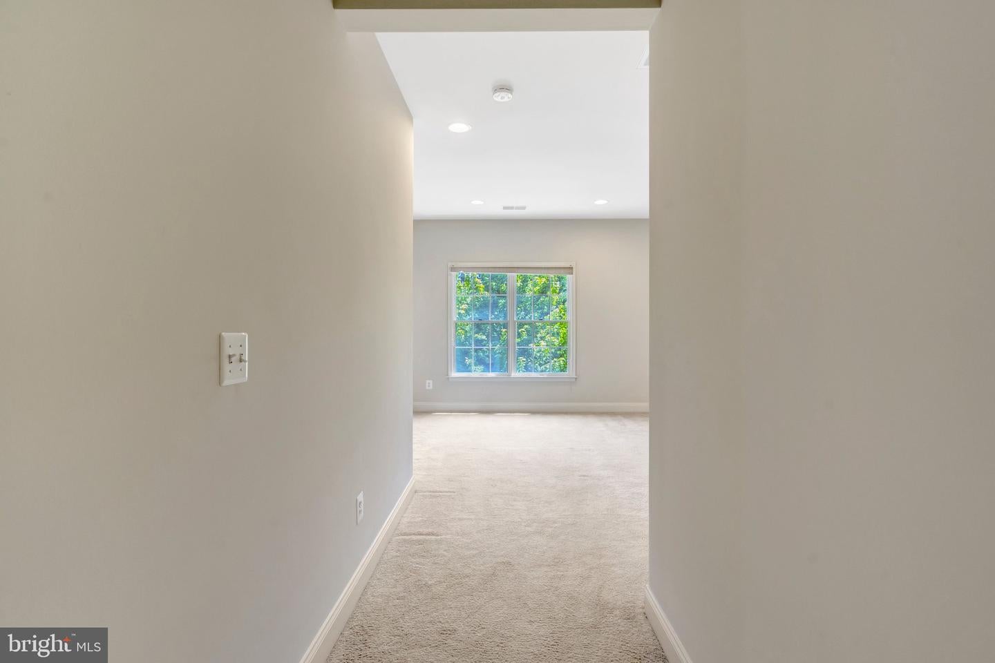 Haymarket, Virginia, 20169, United States, 5 Bedrooms Bedrooms, ,5 BathroomsBathrooms,Residential,Pending,2031766