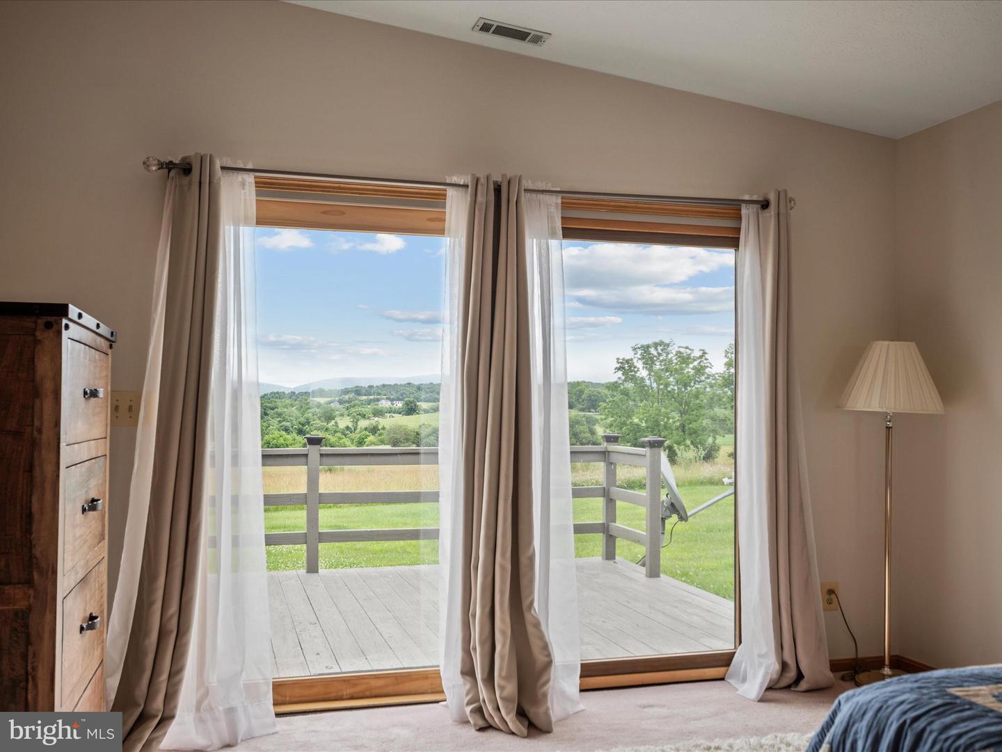 Berryville, Virginia, 22611, United States, 4 Bedrooms Bedrooms, ,3 BathroomsBathrooms,Residential,Active,1884871