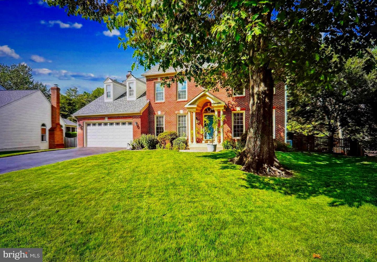 Centreville, Virginia, 20121, United States, 4 Bedrooms Bedrooms, ,5 BathroomsBathrooms,Residential,Active,1914622