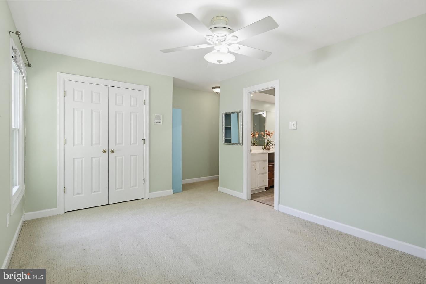 Laurel, Maryland, 20723, United States, 4 Bedrooms Bedrooms, ,5 BathroomsBathrooms,Residential,Active,2041355
