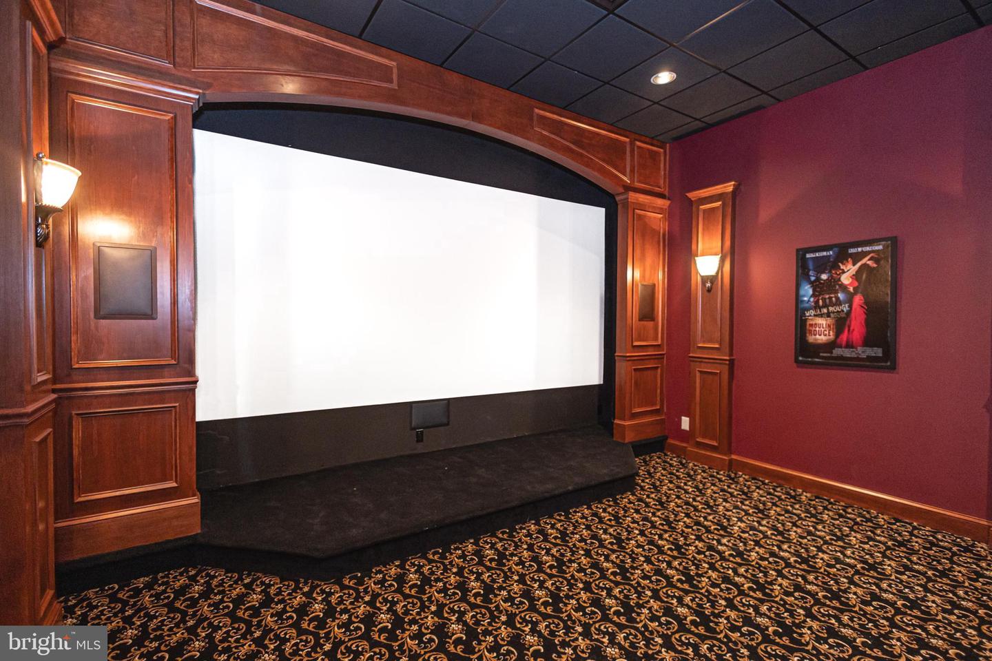 Moorestown, New Jersey, 08057, United States, 5 Bedrooms Bedrooms, ,7 BathroomsBathrooms,Residential,Active,1889333