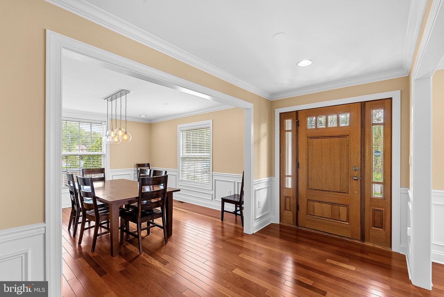 Annandale, Virginia, 22003, United States, 4 Bedrooms Bedrooms, ,4 BathroomsBathrooms,Residential,Active,2044601