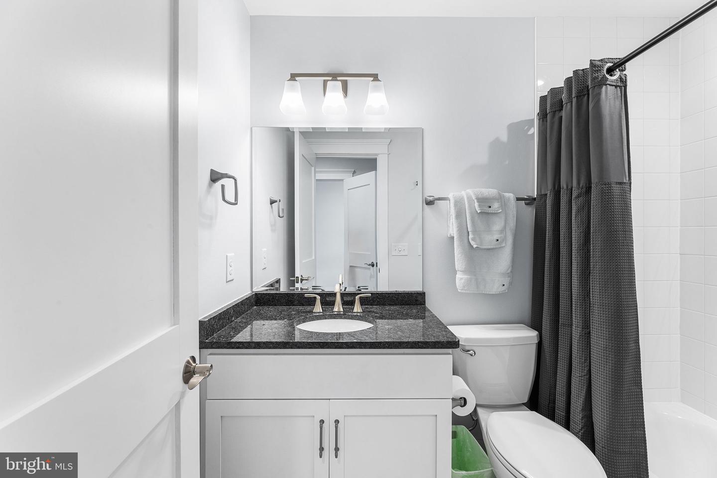 Ocean City, Maryland, 21842, United States, 4 Bedrooms Bedrooms, ,6 BathroomsBathrooms,Residential,Active,1972177