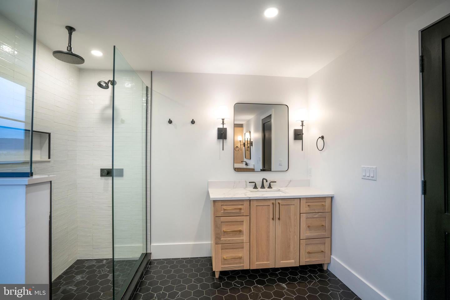 State College, Pennsylvania, 16801, United States, 5 Bedrooms Bedrooms, ,5 BathroomsBathrooms,Residential,Active,2010175