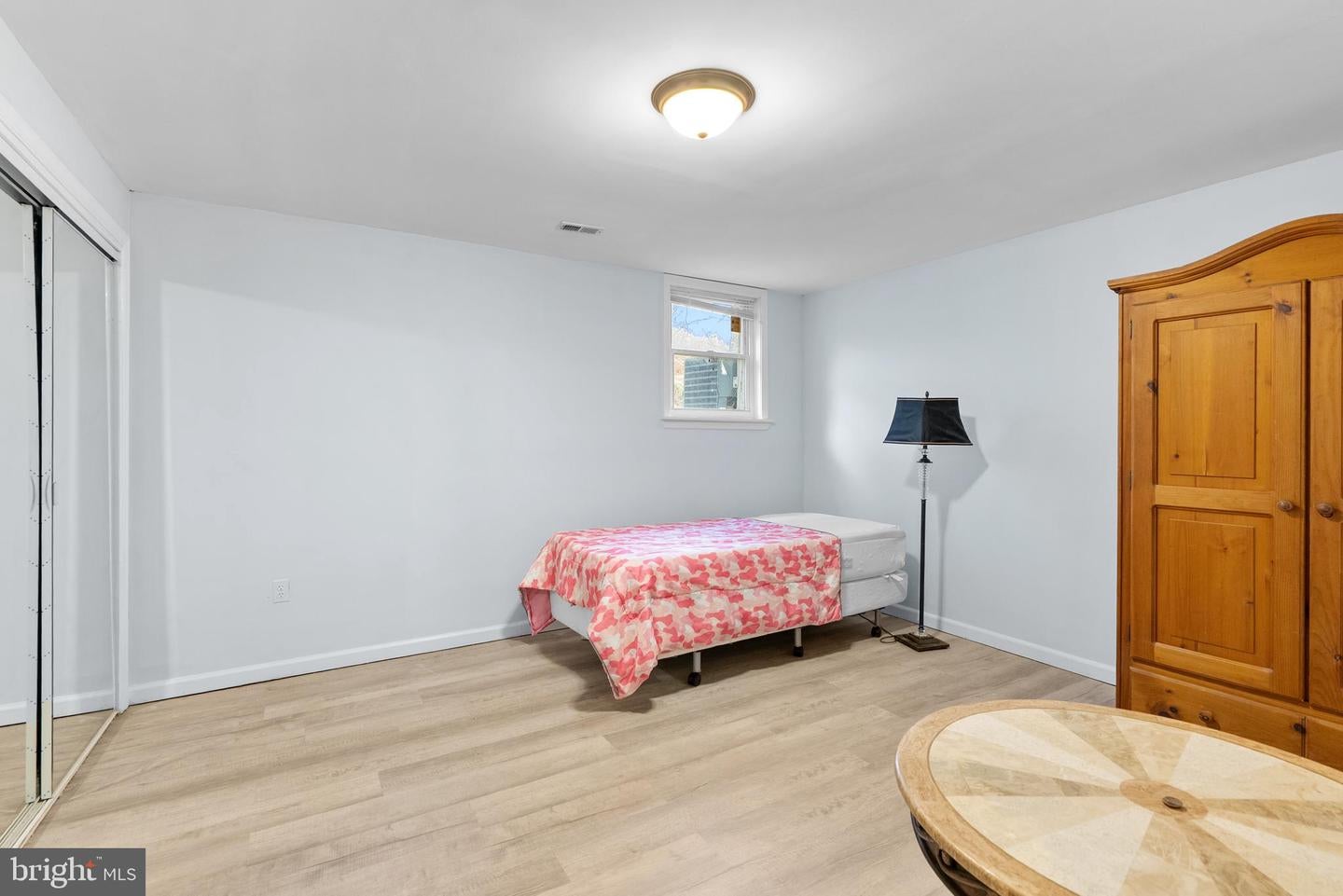 Gaithersburg, Maryland, 20879, United States, 5 Bedrooms Bedrooms, ,5 BathroomsBathrooms,Residential,Active,1999190