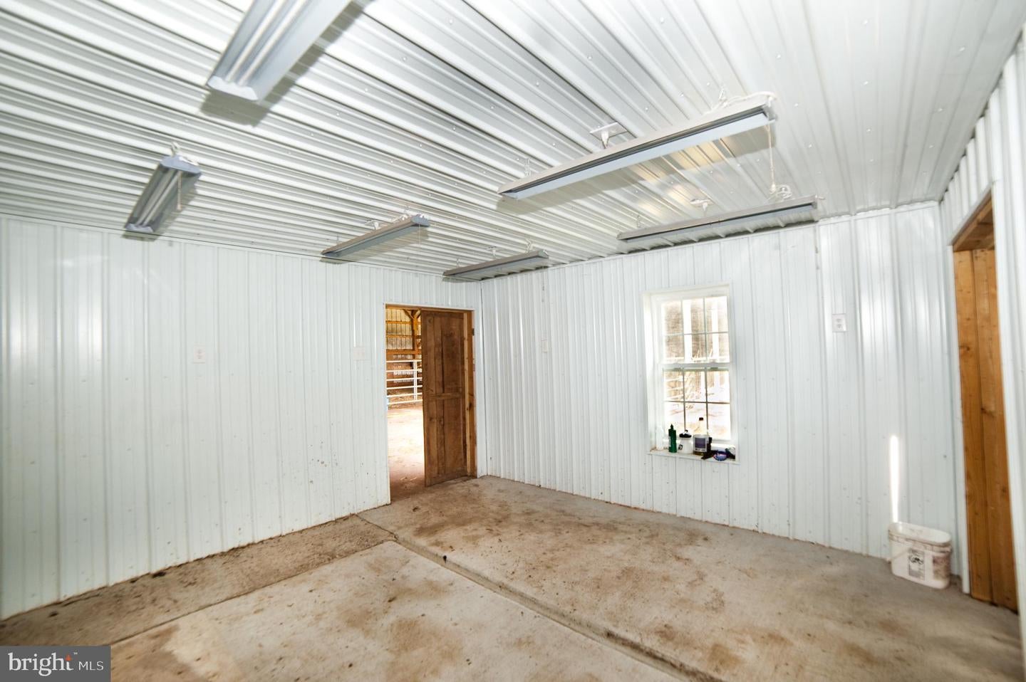 Martinsburg, West Virginia, 25404, United States, 5 Bedrooms Bedrooms, ,3 BathroomsBathrooms,Residential,Active,1936417